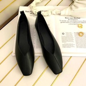 Fashion Black Low Heel Square Toe Pumps